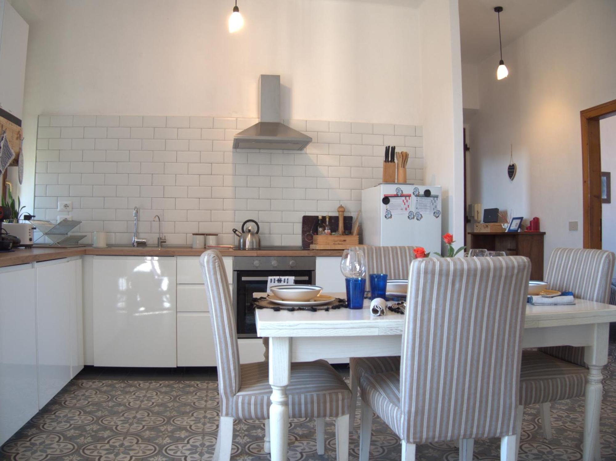 Appartamento Via Grandi - Free Gated Parking - 5 Minutes From Center Lucca Bagian luar foto